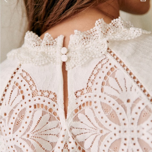 Sezane Bianca Blouse - Picture 2 of 7